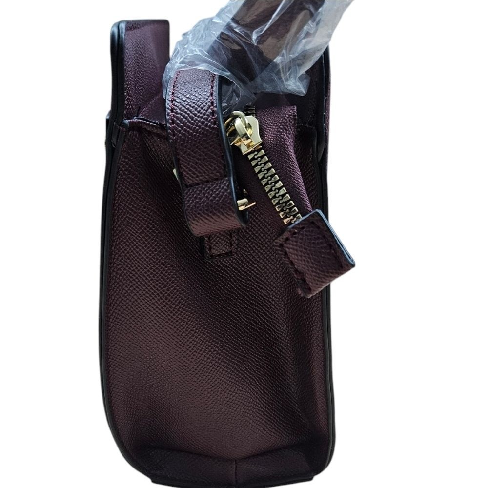 London Fog Crossbody Purse - Picture 4 of 8